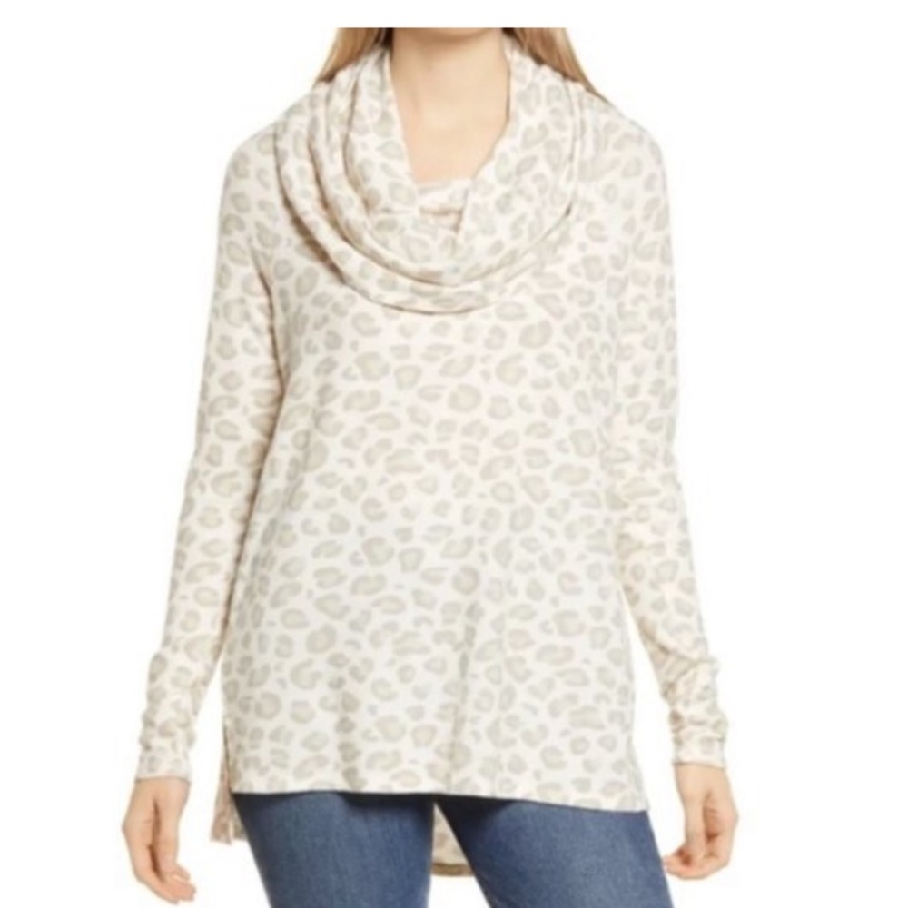 Gibsonlook Oatmeal Animal Print Long Sleeve Convertible Top